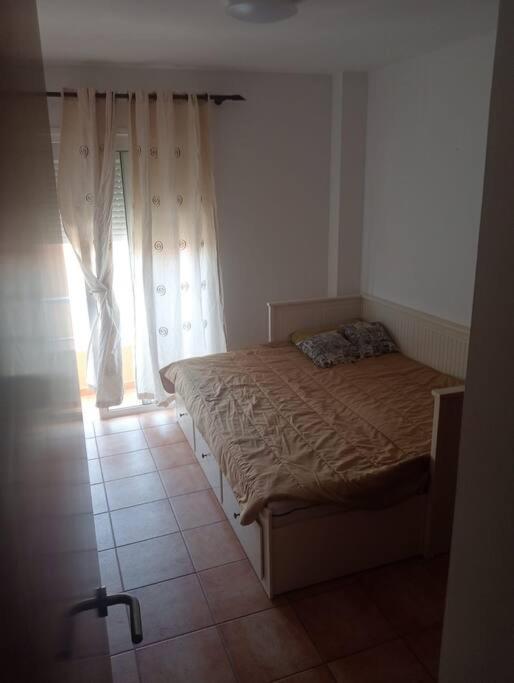 Habitacion En Apartamento O Apartamento Completo Коральео Экстерьер фото
